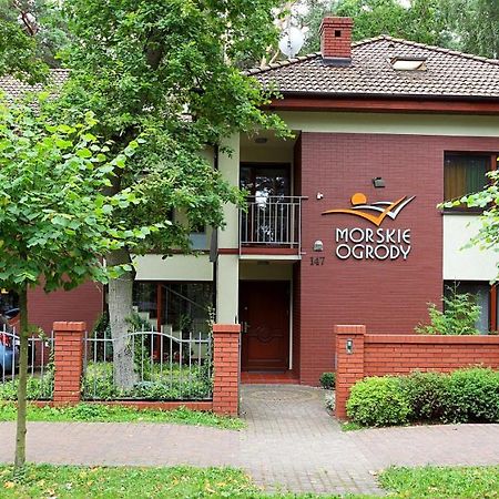 Morskie Ogrody Pobierowo Exteriör bild